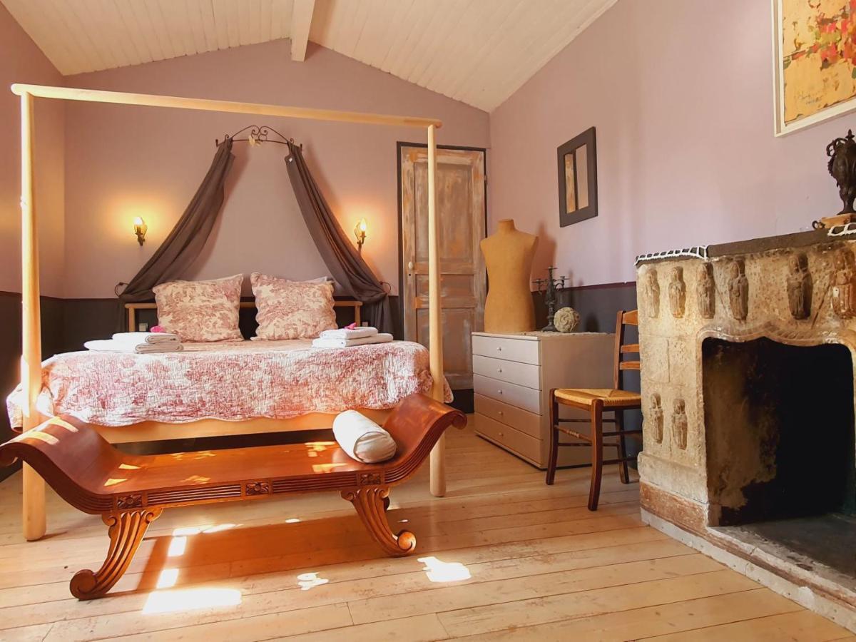 Le Clos Des Pins Claira Esterno foto