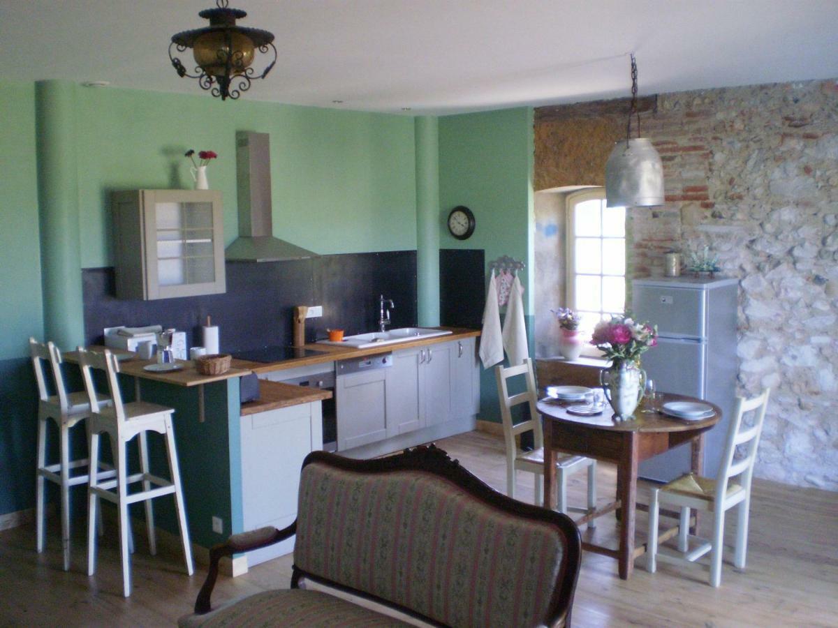 Le Clos Des Pins Claira Esterno foto