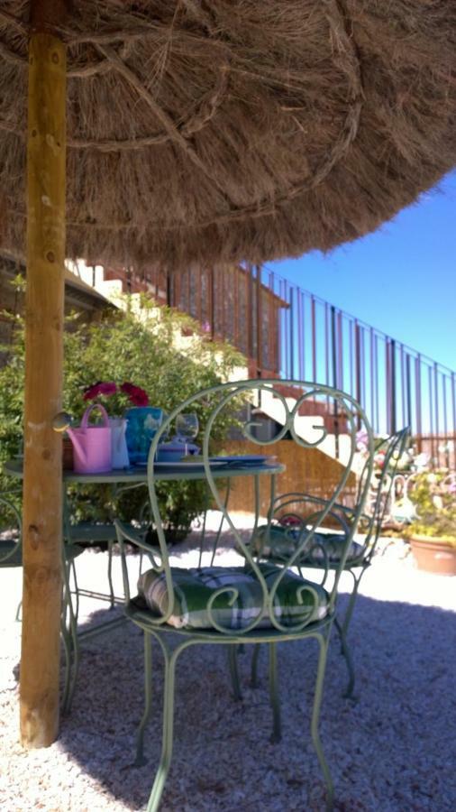 Le Clos Des Pins Claira Esterno foto